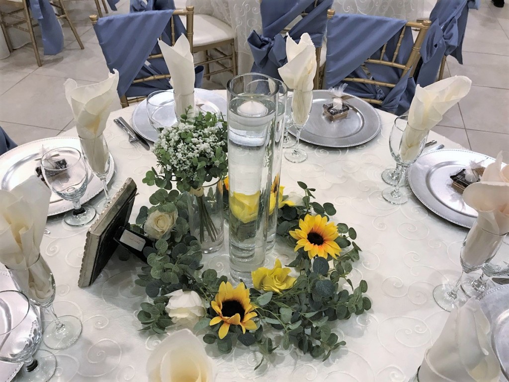 Villa Tuscana Reception Hall in mesa showing custom centerpiece for wedding or event